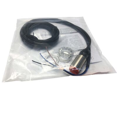 kualitas  IP67 Proximity Switch Sensor Autonics PR18-5DP IEC Standard 12VDC–24VDC pabrik
