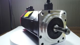 Motor Servo Fanuc A06B-0126-B175 AC6/2000 | Etalase Motor Penggerak CNC
