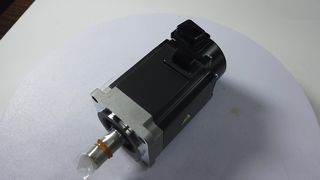Motor Servo Mitsubishi HF-KE23JW1-S100 200W | Seri HF-KE | Etalase Kompatibel Amplifier MR-E
